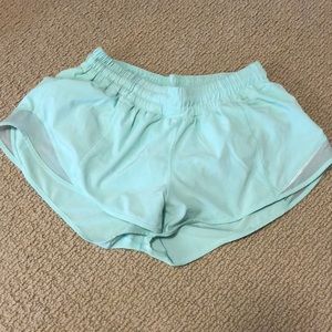 Lululemon hotty hot short 2